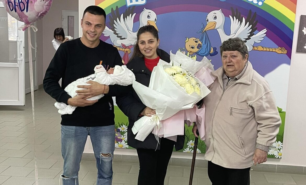 7 малюків за минулий тиждень з’явилися на світ у акушерсько-гінекологічному відділенні Славутської міської лікарні