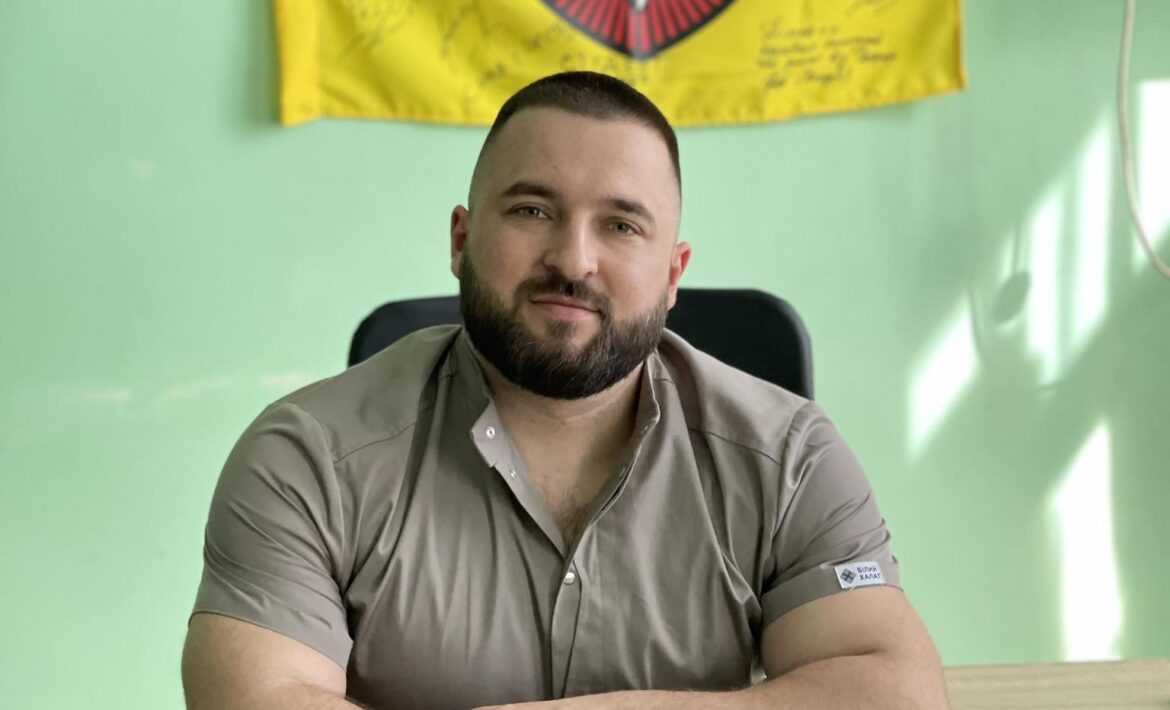 В травматологічному відділенні Славутської міської лікарні було прооперовано пацієнтку з важким переломом обох верхніх кінцівок