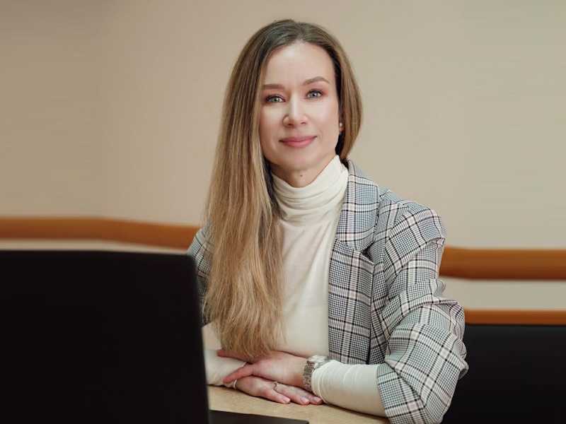 Раді вітати в колективі КП «Славутська МЛ» фахівця із супроводу ветеранів та демобілізованих осіб Надію Олегівну Сушилову