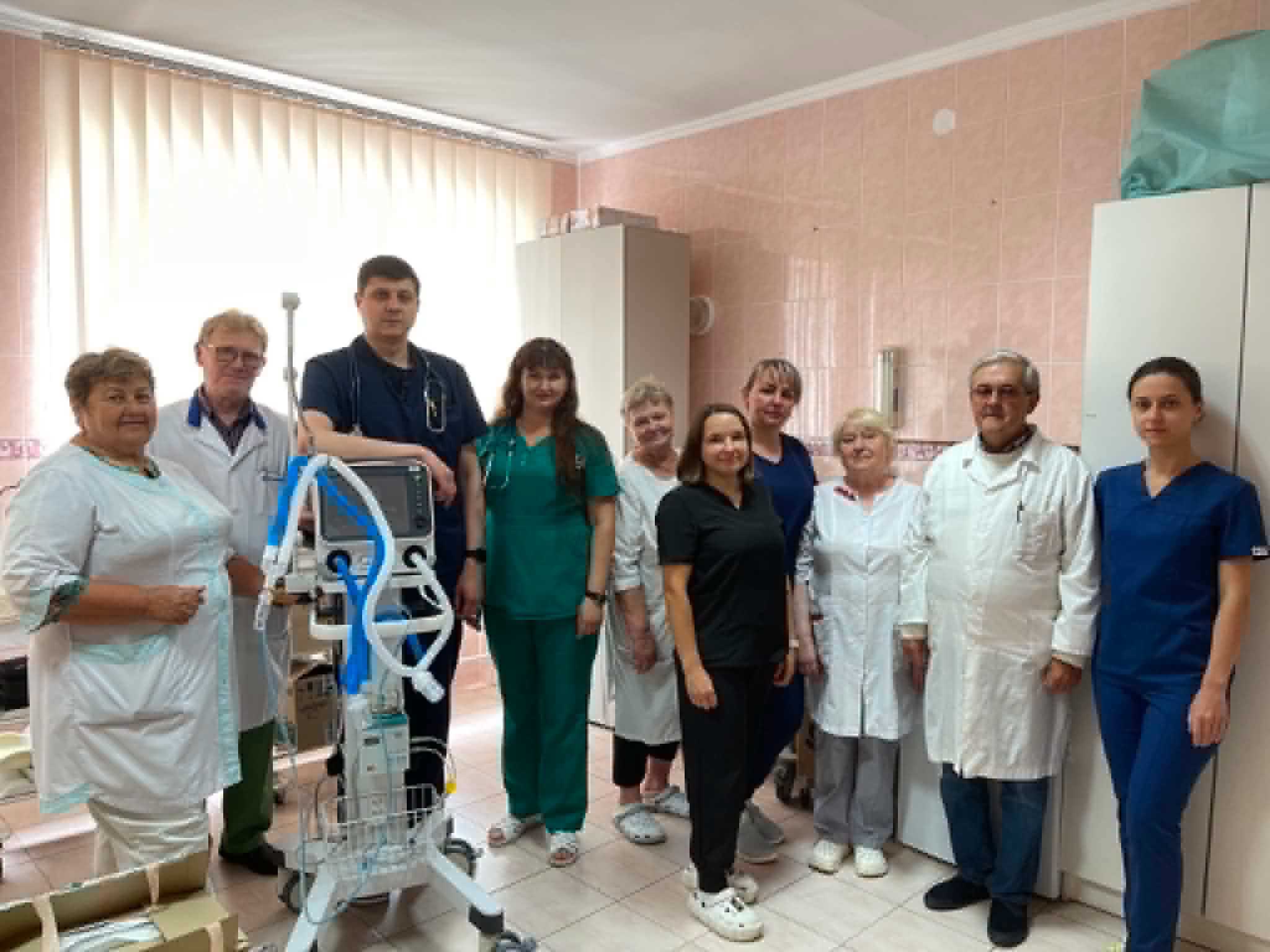 Шановні лікарі-анестезіологи та медичні працівники анестезіологічної служби!